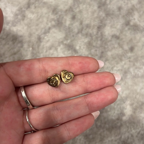 Michael Kors heart earrings - Picture 2 of 3